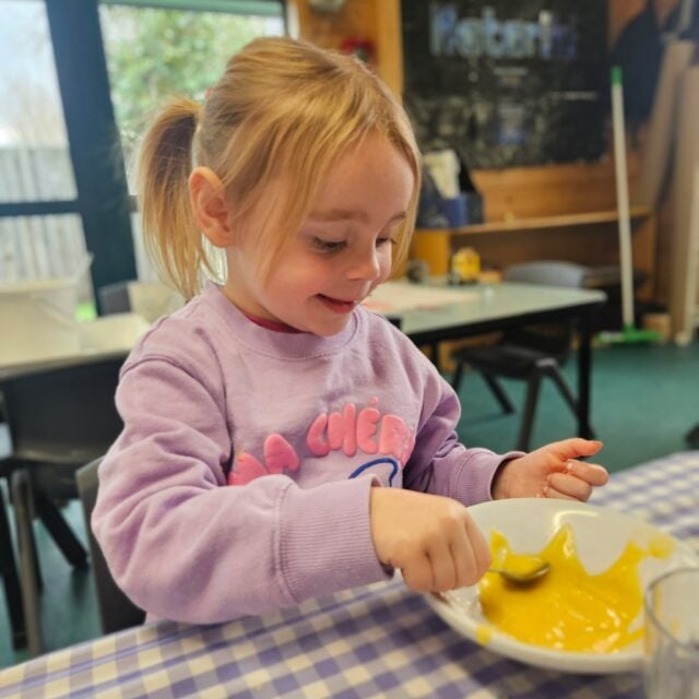 Soup day at Kindercare Woolston is our favourite kai day. And mealtimes at the centre are rituals in themselves, as tamariki explore different flavours at an unhurried pace and serve themselves. They even help set the table together. #NourishMe 

Find out more about this centre: https://www.kindercare.co.nz/christchurch-childcare-centres/woolston/
