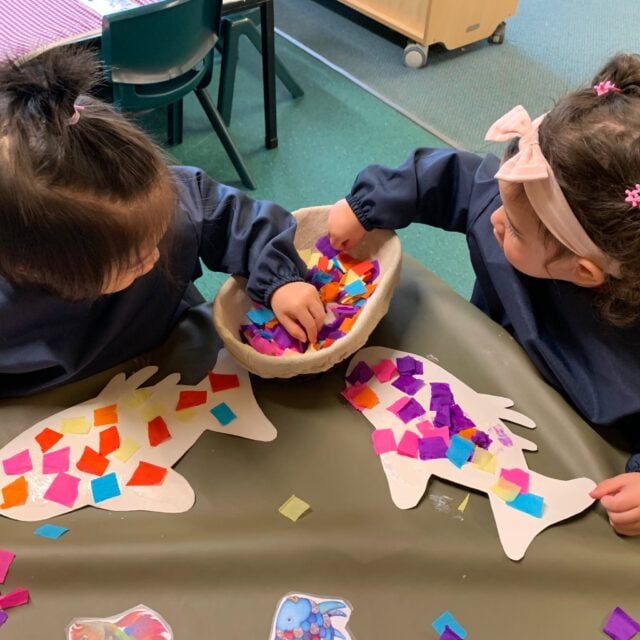 A great story can open the door to so much learning. As children explored Rainbow Fish, they built language skills, shared ideas, and practised the social skills that help friendships flourish. This is The Kindercare Advantage in our Avonhead community. #InspireMe