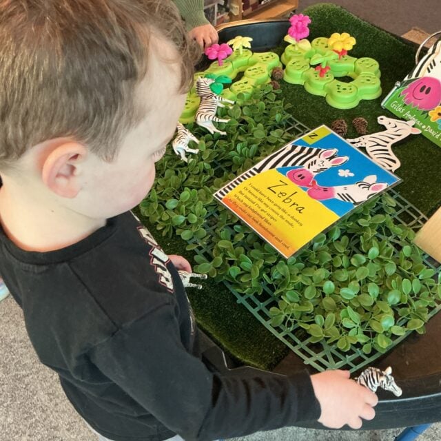 Early literacy begins with listening, talking, and playful discovery. Tamariki explored the ‘z’ sound, building connections between the sounds they hear and the words they use. #InspireMe at Kindercare Wigram Skies.