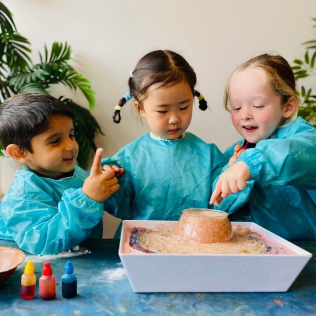Curiosity starts with the confidence to wonder. Tamariki at Kindercare Flagstaff are learning to ask questions, test their ideas, and trust their thinking as they make sense of how the world works. 
This is The Kindercare Advantage; where curiosity ignites a love for learning. #InspireMe
